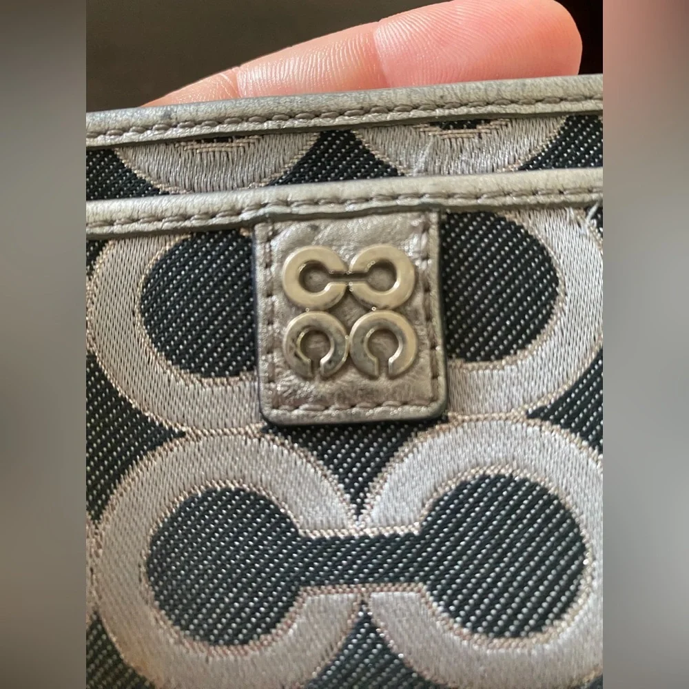 Coach ID holder - Picture 7 of 9